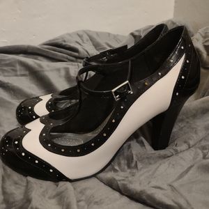 Dexflex Comfort Heels Oxford Wingtip T Strap Rockabilly Pinup Black White 7.5